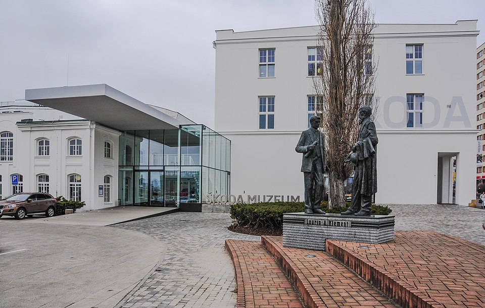 Photo: Škoda Museum, Mladá Boleslav, Czech Republic by Ralf Roletschek, licensed under the Creative Commons Attribution 3.0 Unported (CC BY 3.0) license.