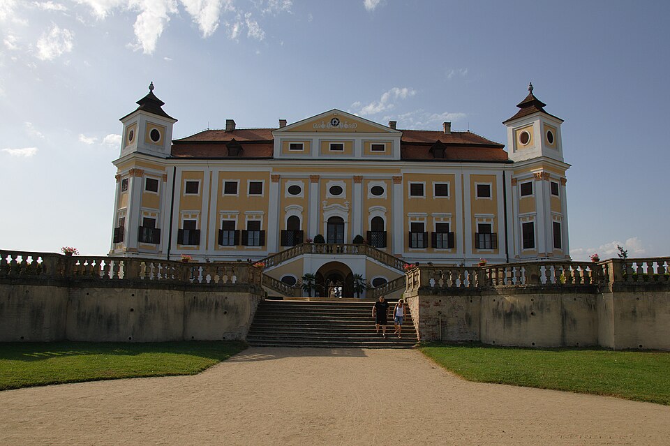 Milotice Castle, Czech Republic Photo: Juraj Habaj, via Wikimedia Commons License: Creative Commons Attribution-ShareAlike 3.0 Unported (CC BY-SA 3.0) https://creativecommons.org/licenses/by-sa/3.0/