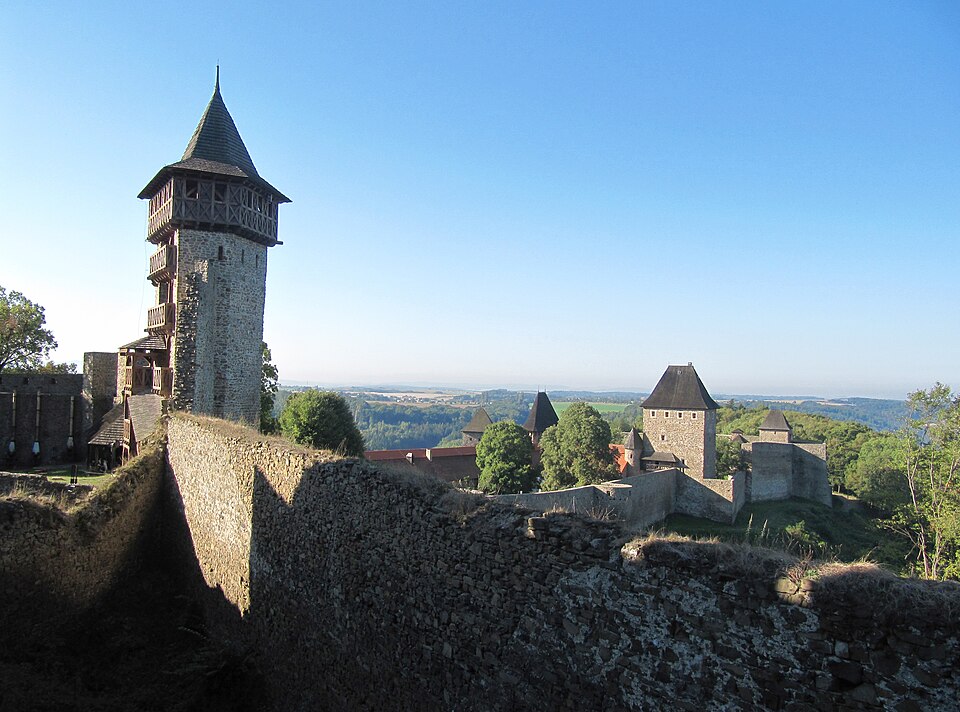 Helfštýn Castle (Týn nad Bečvou, Czech Republic) — photo by Palickap. licensed under Creative Commons Attribution-Share Alike 3.0 Unported (CC BY-SA 3.0)