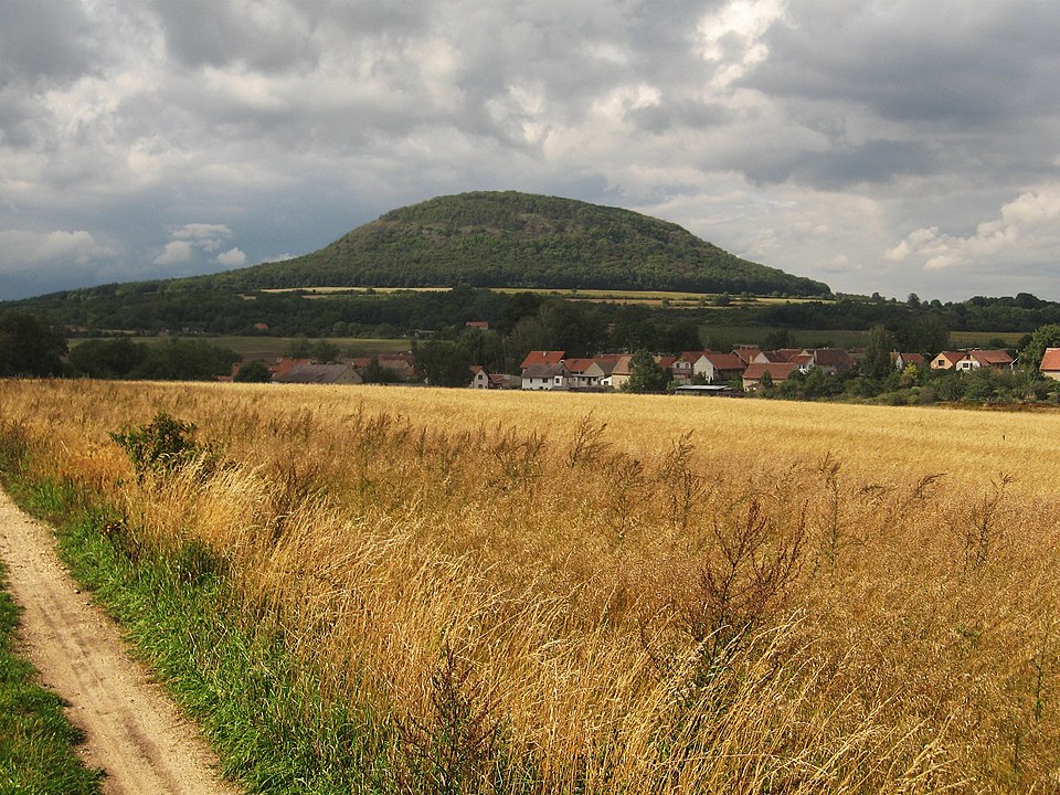 Photo: Říp hill and Ctiněves village, Czech Republic Author: Ludek Source: https://commons.wikimedia.org/wiki/File:Rip_a_Cteneves.jpg License: Creative Commons Attribution-Share Alike 3.0 Unported (CC BY-SA 3.0)