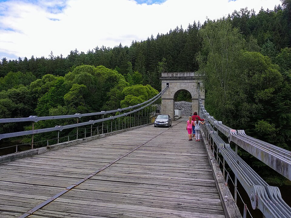 Photo: Stádlec Chain Bridge over the Lužnice River, Czech Republic Author: CabstarczLicense: Creative Commons Attribution-Share Alike 4.0 International (CC BY-SA 4.0) License link: https://creativecommons.org/licenses/by-sa/4.0/