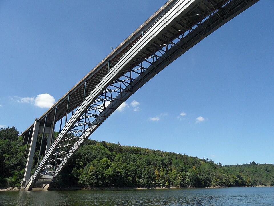 Photo: Žďákov Bridge (underside view), Czech Republic Author: StribrohorakLicense: Creative Commons Attribution-Share Alike 4.0 International (CC BY-SA 4.0) License link: https://creativecommons.org/licenses/by-sa/4.0/