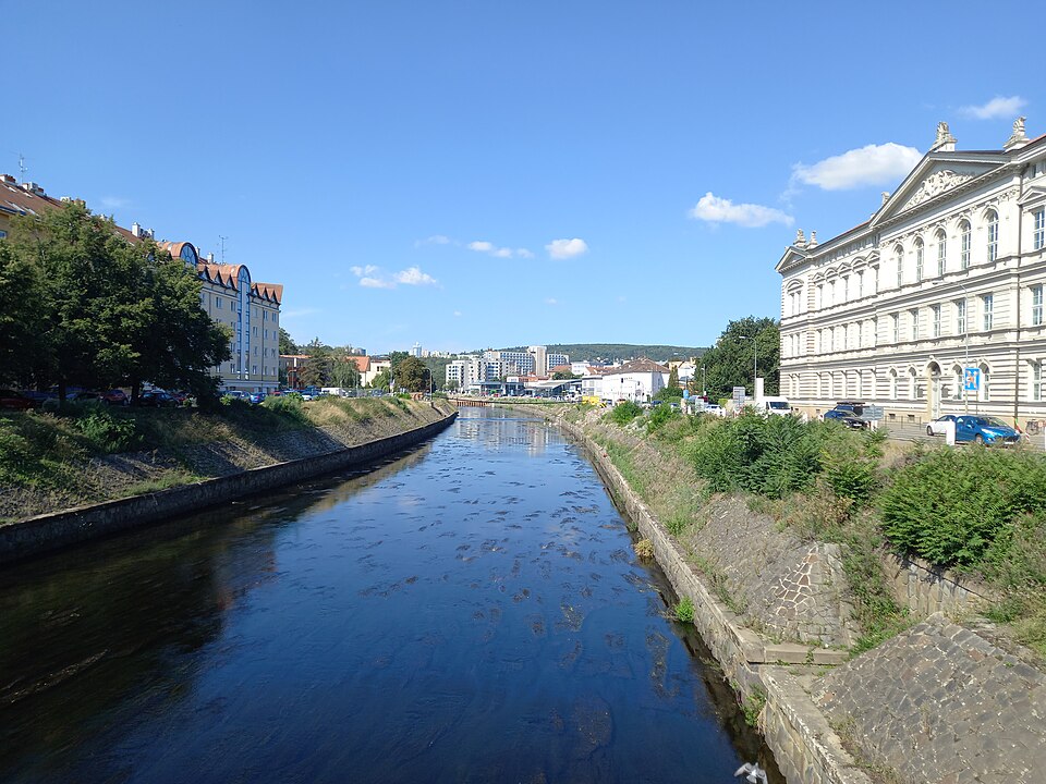 Svratka River in Brno (Brno, Czech Republic), August 2022 — photo by Matej Grochal — licensed under CC BY-SA 4.0 —https://creativecommons.org/licenses/by-sa/4.0/