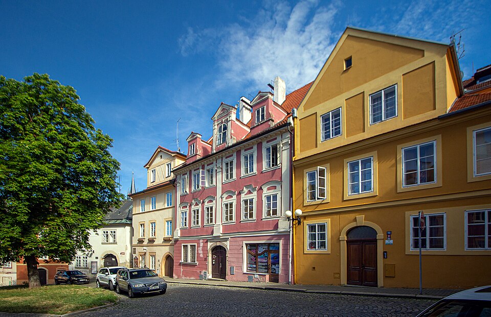 Historic townhouses at Jánské Square, Cheb, Czech Republic — photo by VitVit / Wikimedia Commons / CC BY-SA 4.0Licensed under the Creative Commons Attribution-ShareAlike 4.0 International license (CC BY-SA 4.0). No changes were made to the image.