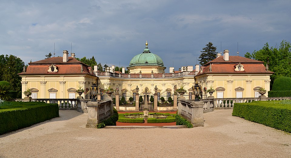 Buchlovice Castle, Czech Republic — photo by Pudelek / Wikimedia Commons / CC BY-SA 4.0Licensed under the Creative Commons Attribution-Share Alike 4.0 International License (CC BY-SA 4.0).  Photo by Pudelek, published via Wikimedia Commons.  No changes were made to the image.