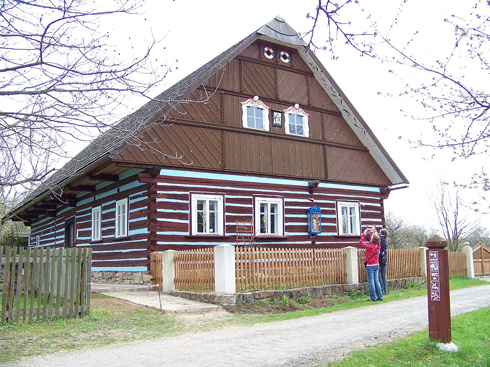 Photo: ŠJů / Wikimedia Commons / CC BY-SA 3.0