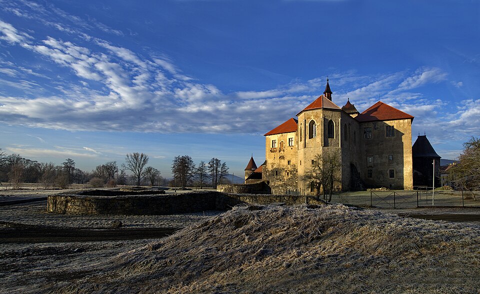 Photo: Jiří Strašek / Wikimedia Commons / CC BY-SA 4.0 Source: Wikimedia Commons